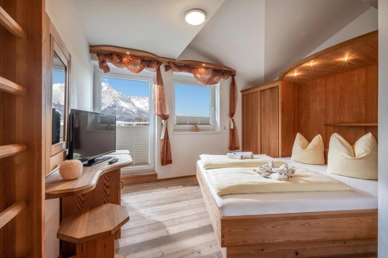 Bed & Breakfast Landhaus Strasser เซิลล์ ภายนอก รูปภาพ
