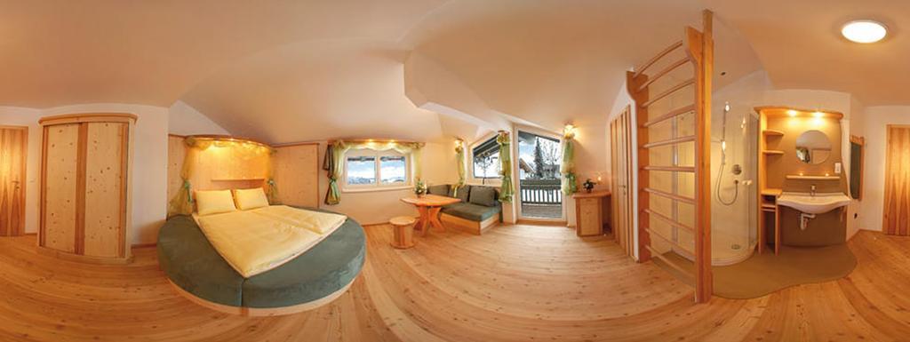 Bed & Breakfast Landhaus Strasser เซิลล์ ภายนอก รูปภาพ