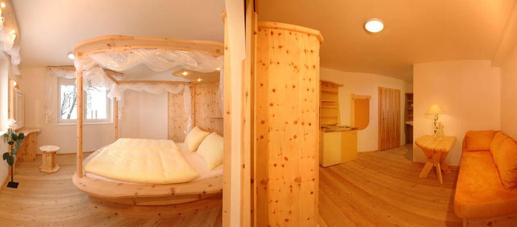 Bed & Breakfast Landhaus Strasser เซิลล์ ห้อง รูปภาพ